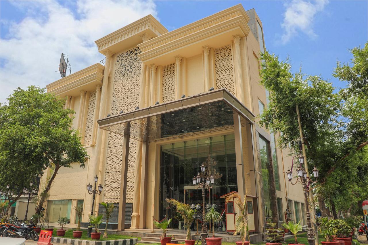 เดอะ แกรนด์ ปาริเซียง Hotel เดลี ภายนอก รูปภาพ