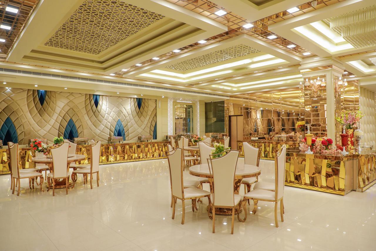 เดอะ แกรนด์ ปาริเซียง Hotel เดลี ภายนอก รูปภาพ
